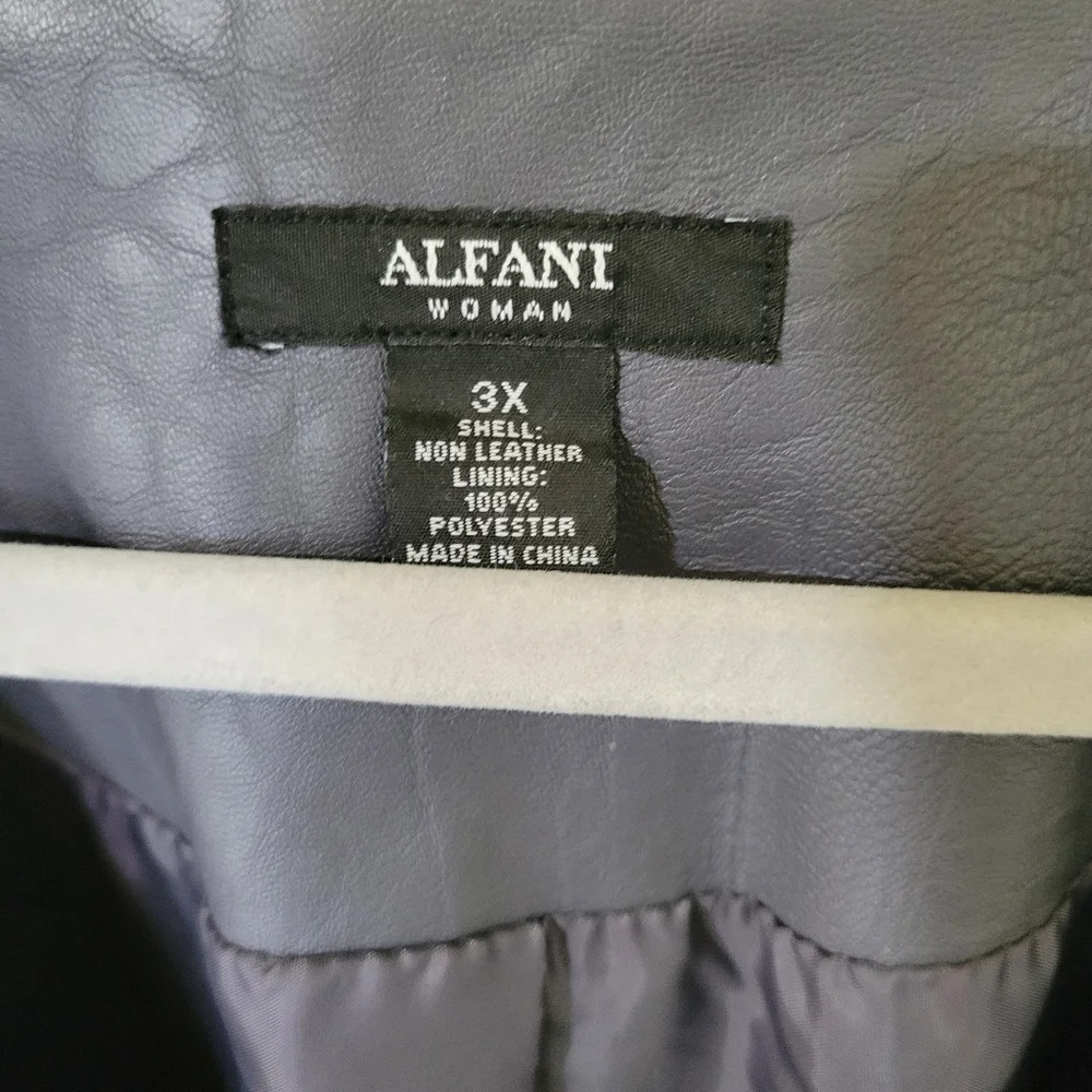 Alfani Gray Leather Jacket with Collared Neckline and Relaxed Fit - Picture 5 of 13